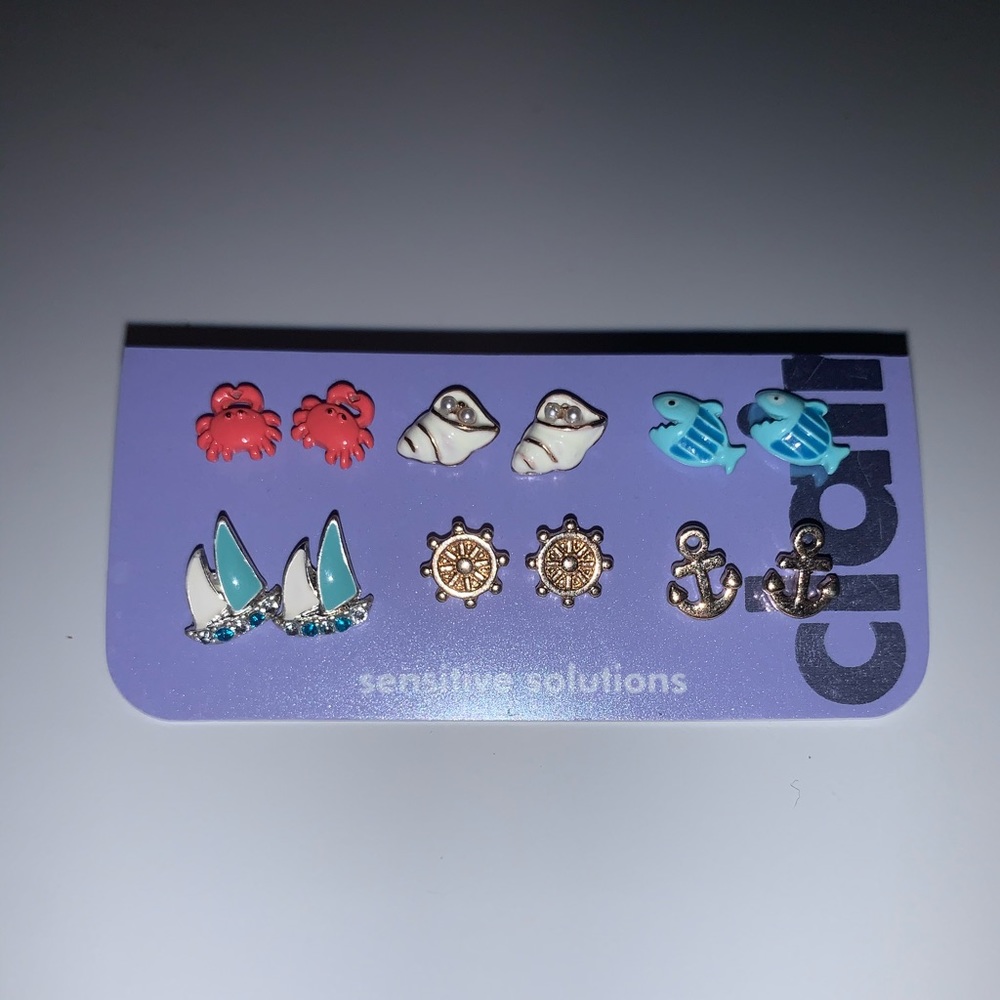 NWT: 6 PACK OF EARRINGS SUMMER CLAIRE'S ICING